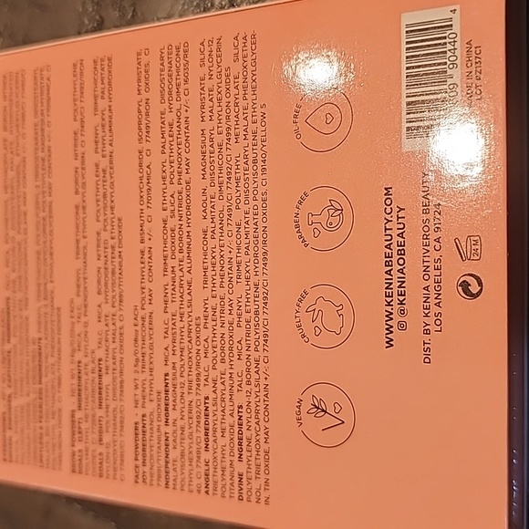 🆕️Kenia Ontiveros Beauty Glow and Go Kit - Picture 7 of 7